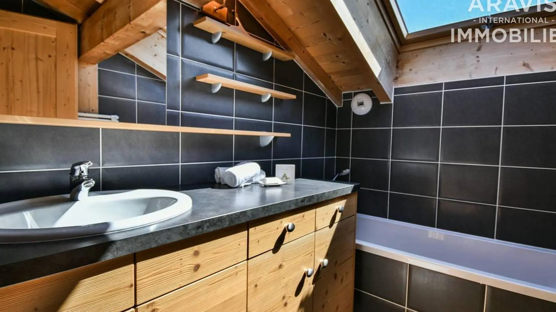 Chalet Independant 4* Pour 8 Pers, 4 Chambres, Cheminee, Cuisine Equipee, Wifi, Parking - Fr-1-391-8 Ле-Гран-Борнан Франция